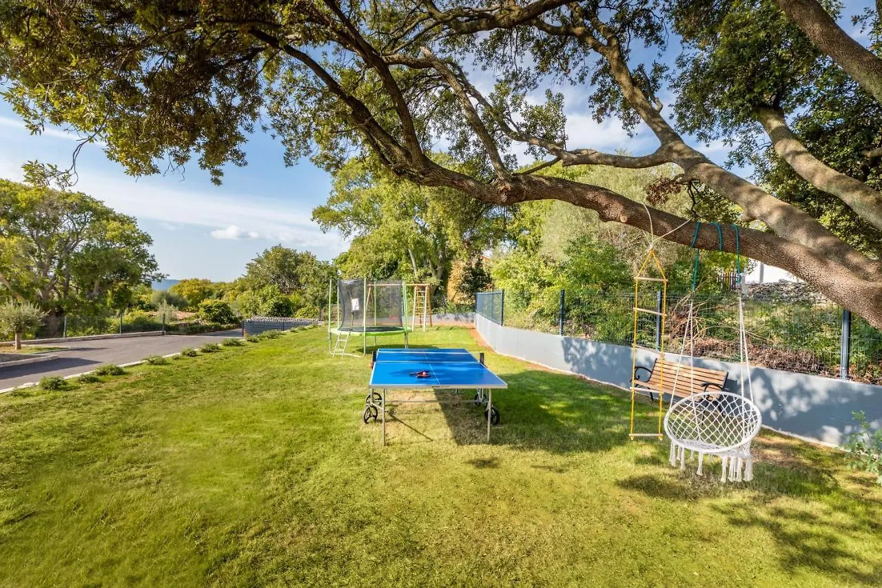 Villa Borealis Rasa 0*,  Croatia